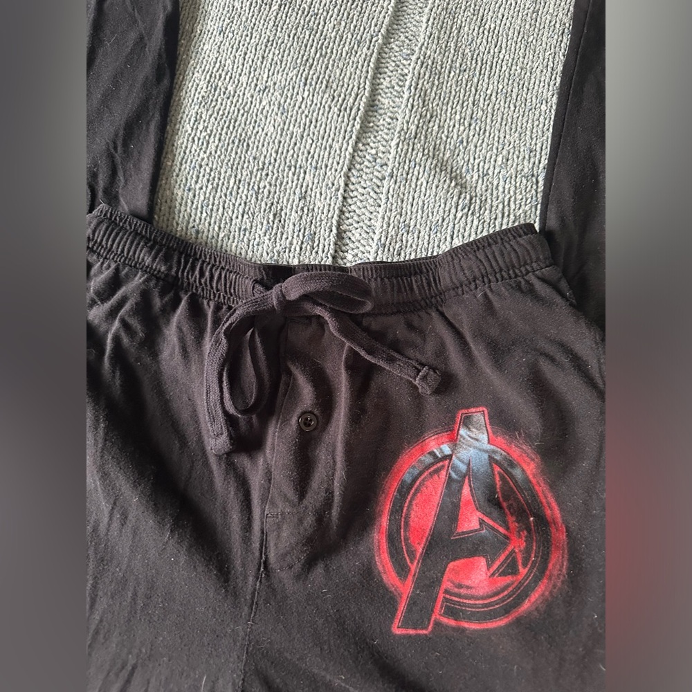 šmarvel sweatpants - Picture 2 of 5